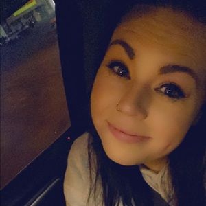 Meet your Posher, Brandi